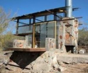 Aprentice Built Shelters At Taliesin West