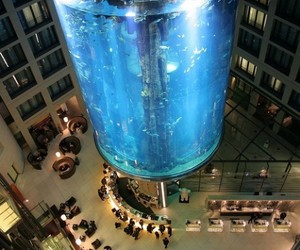 Aquadom-at-radisson-blu-hotel-germany-m