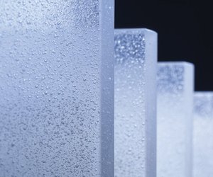 Aquaglass-decorative-glazing-from-tgp-america-2-m