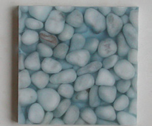 Ardomix-marble-pebble-and-resin-tile-m