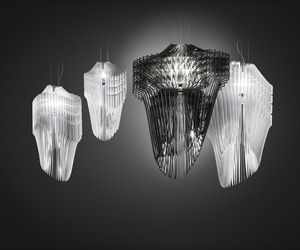 Aria-and-avia-lamp-by-zaha-hadid-for-slamp-m