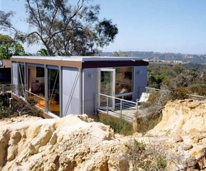 Artist-studio-with-inspiring-scenic-views-m