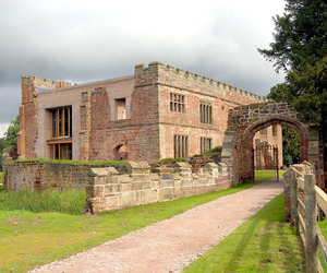 Astley-castle-renovation-by-wwm-architects-m