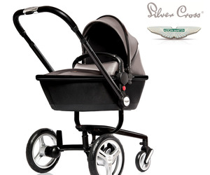 Aston-martin-x-silver-cross-limited-edition-surf-pram-m