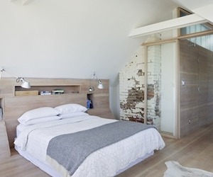 Attic-bedroom-m