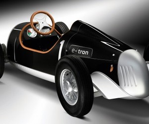 Audis-cute-electric-car-for-kids-m