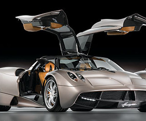 Auto-exotica-m