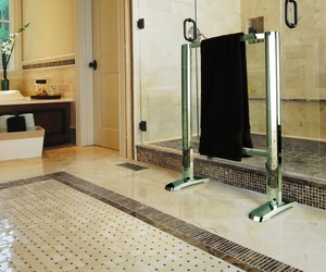 Award-winning-heated-glass-towel-warmers-by-thermique-3-m