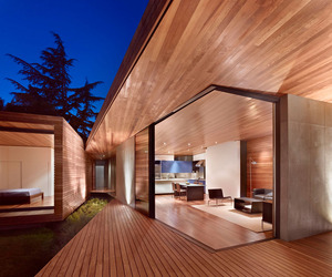 Bal Residence by Terry & Terry Architecture