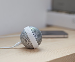 Ballo-speaker-by-bernhard-burkard-for-oyo-m