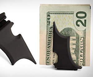 Batarang-money-clip-m