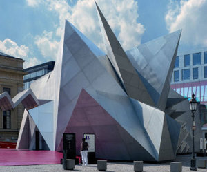 Bavarian-opera-gets-coop-himmelblau-designed-mobile-venue-m