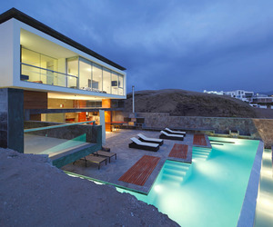 Beach House CN by Longhi Architects