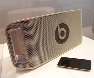Beats-by-dr-dre-beatbox-portable-m