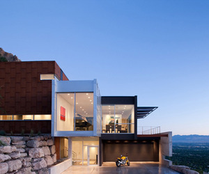 Beautiful-modern-home-with-fabulous-views-m