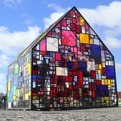 Beautiful-pavilion-by-tom-fruin-s