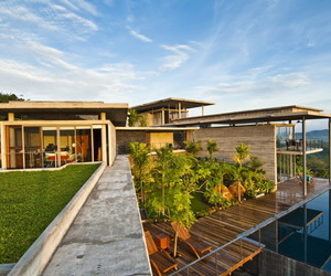 Beautiful Villa with Stunning Views in Ao Po, Phuket