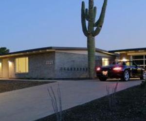 Beautifully restored 1962 Richard Britt-designed home in Paradise Gardens, AZ. for only $359,000!
