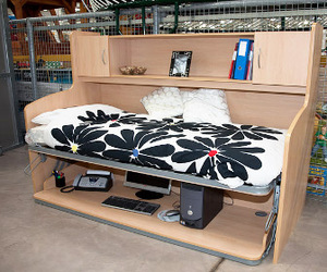 Bedesk-flexible-and-space-saving-furniture-m