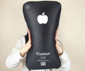 Beds-mattresses-ipod-touch-m