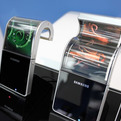 Bendable-screens-for-smartphones-will-be-out-early-2013-s