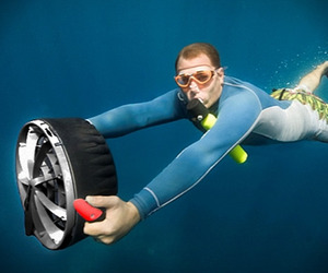 Bladefish-5000-sea-scooter-m