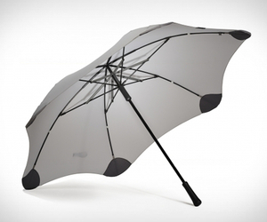 Blunt-umbrellas-m