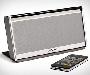 Bose-soundlink-wireless-mobile-speaker-m