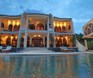 Breathtaking-moroccan-influenced-ocean-view-home-m