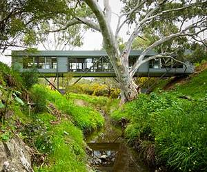 Bridge-house-by-max-pritchard-architect-m