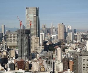 Buildings-stand-tall-despite-89-earthquake-in-tokyo-m