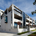 Burbury-hotel-barton-canberra-colin-stewart-architects-4-s