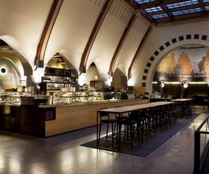 Cafe-jugend-in-helsinki-by-bond-creative-agency-m