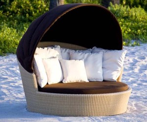 Canopy-daybeds-from-neoteric-home-m