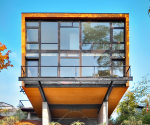 Cantilevered-house-in-seattle-m
