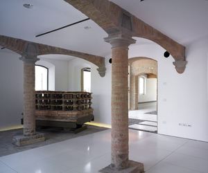 Casalgrande-padana-ceramics-old-house-by-kengo-kuma-m