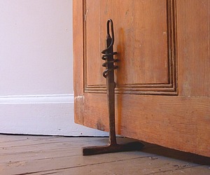 'chiphammer' doorstop by Tyler Fenn