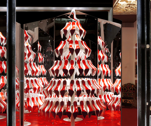 Christian-louboutin-christmas-windows-by-studio-xag-m
