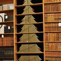 Christmas-tree-of-re-purposed-books-s