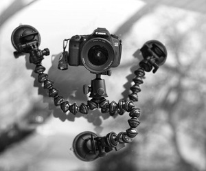 Cinesquid-suction-camera-mount-m