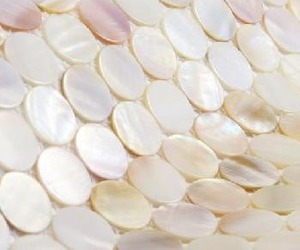 Circles-mother-of-pearl-mosaics-from-siminetti-m