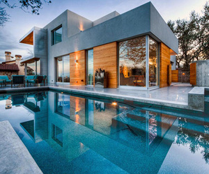 City-view-residence-with-solar-panel-system-m