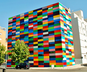Color-blocking-in-architecture-m