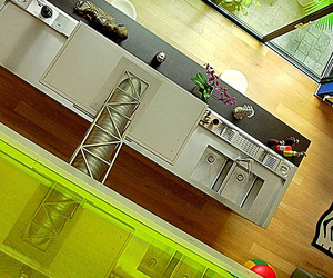 Colorful-loft-in-milan-by-anna-gili-m