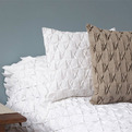 Contemporary-brazilian-bedding-s