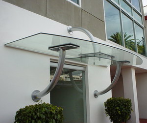 Contemporary-porch-designed-by-carlos-herrera-m