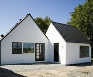 Conversion Of A Farmhouse Into A Summerhouse