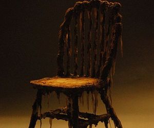 Creepy-zombie-chair-m