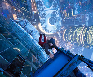 Dangling-high-from-earth-photography-mustang-wanted-m
