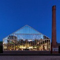 De-kas-restaurant-inside-a-greenhouse-s